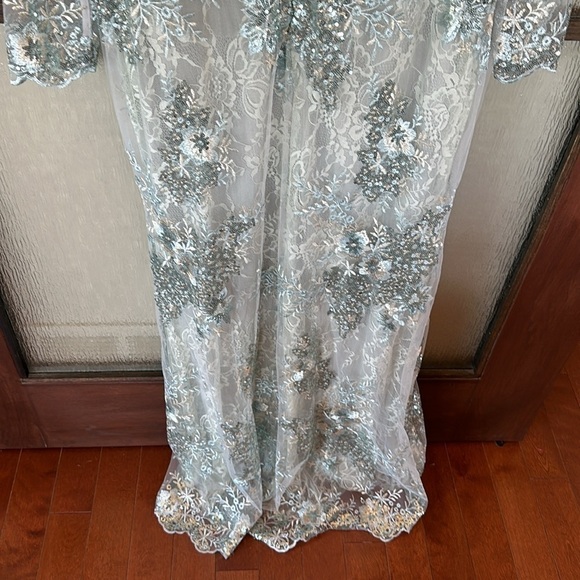 Mac Duggal EMBELLISHED V NECK ILLUSION LONG SLEEVE GOWN size 16 $698 - Picture 15 of 16